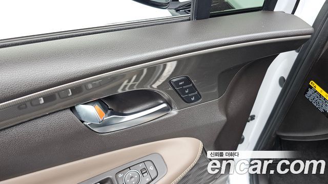 Hyundai Santafe 2019 — photo 13