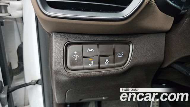 Hyundai Santafe 2019 — photo 14