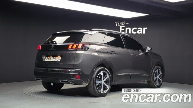 Peugeot 3008 2018 — photo 2