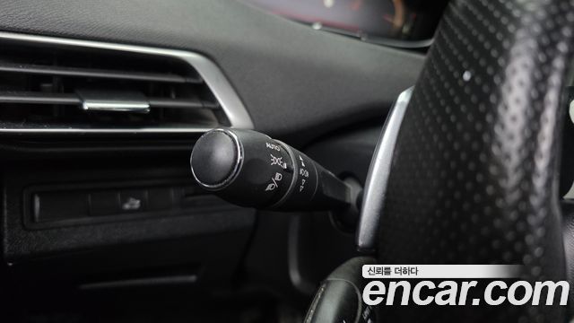 Peugeot 3008 2018 — photo 19