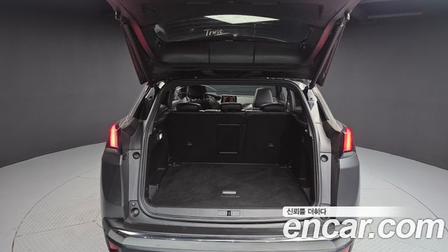 Peugeot 3008 2018 — photo 20