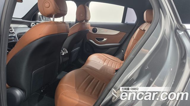 Mercedes-Benz GLC-Class 2018 — photo 25