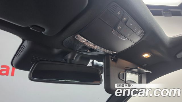 Mercedes-Benz GLC-Class 2018 — photo 28