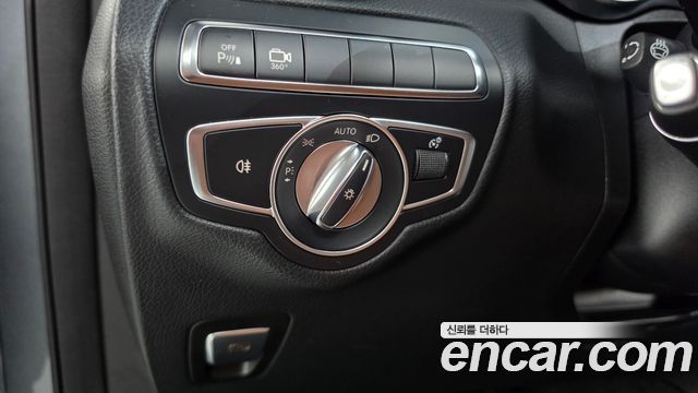 Mercedes-Benz GLC-Class 2018 — photo 29