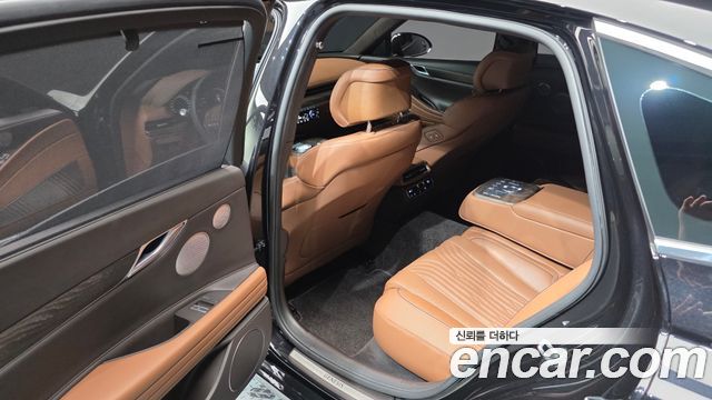 Genesis G80 2021 — photo 17
