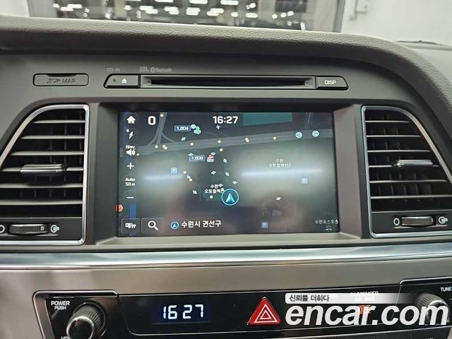 Hyundai Sonata 2016 — photo 16