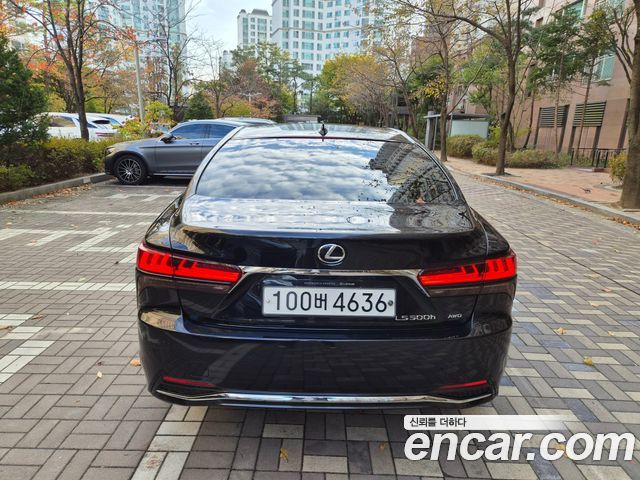 Lexus LS 2023 — photo 4