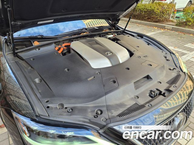 Lexus LS 2023 — photo 6