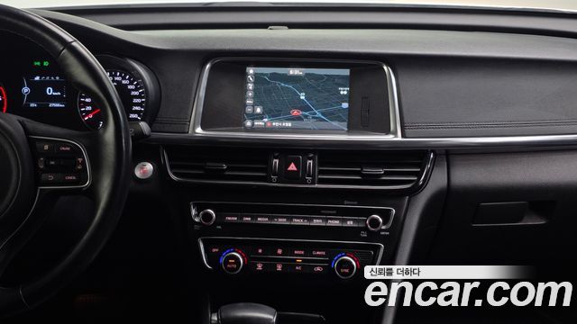 Kia K5 2016 — photo 14