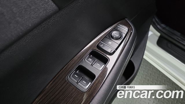 Kia K5 2016 — photo 16