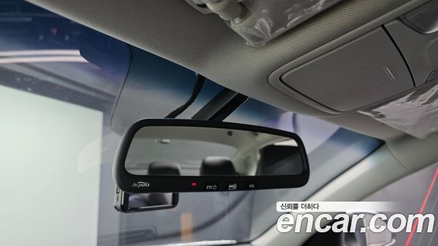 Kia K5 2016 — photo 19
