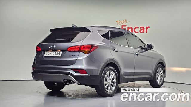 Hyundai Santafe 2016 — photo 2