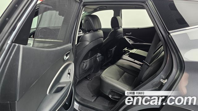 Hyundai Santafe 2016 — photo 17