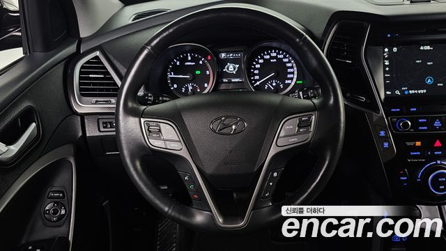 Hyundai Santafe 2016 — photo 21