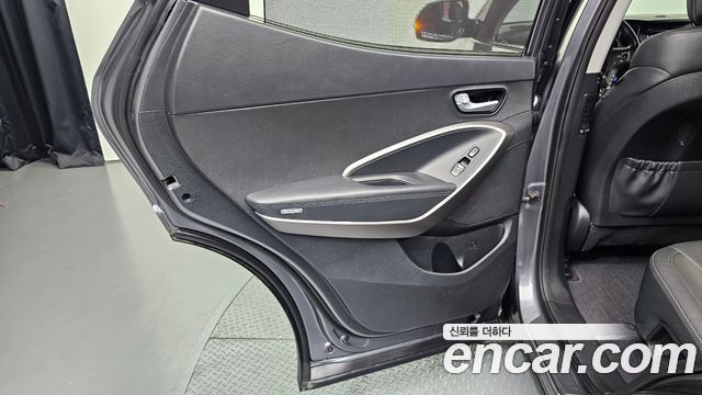 Hyundai Santafe 2016 — photo 15