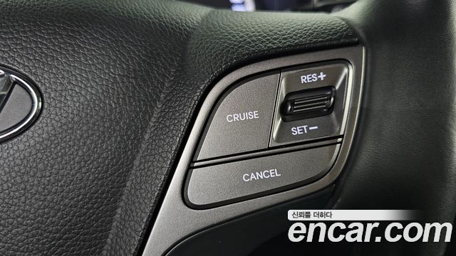Hyundai Santafe 2016 — photo 30