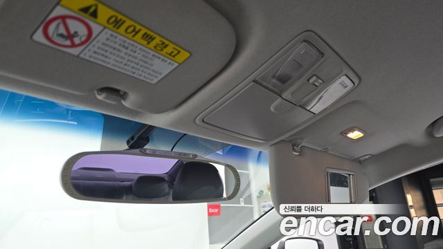 Hyundai AVANTE 2013 — photo 22