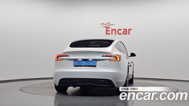 Tesla Model 3 2024 — photo 4