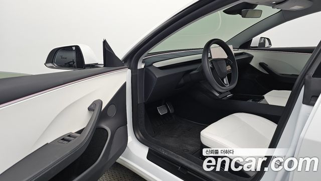 Tesla Model 3 2024 — photo 13
