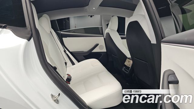 Tesla Model 3 2024 — photo 17