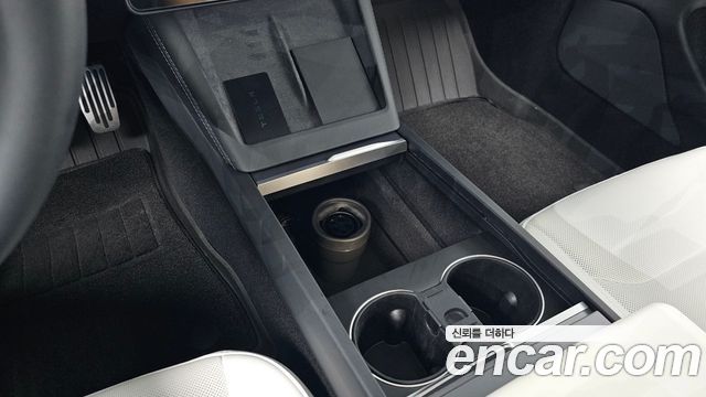 Tesla Model 3 2024 — photo 32