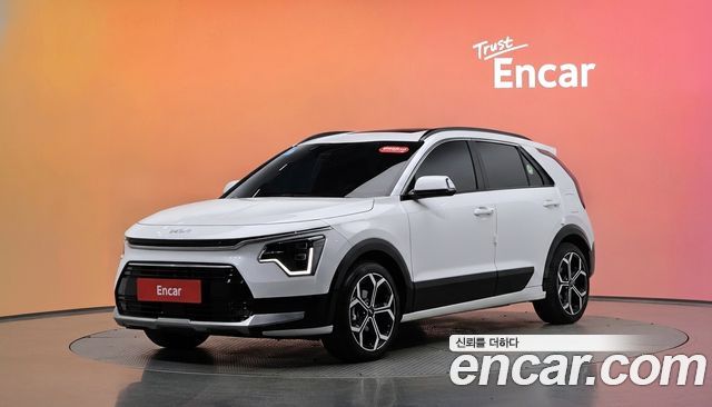 Kia Niro 2022 — photo 1