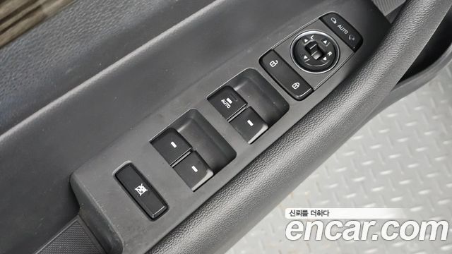 Hyundai Sonata 2015 — photo 25