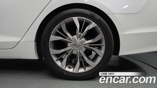Hyundai Sonata 2015 — photo 7