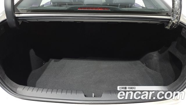 Hyundai Sonata 2015 — photo 32