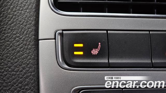 Volkswagen Polo 2015 — photo 17