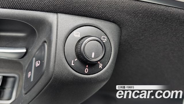 Volkswagen Polo 2015 — photo 18