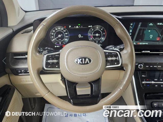 Kia Canival 2021 — photo 13