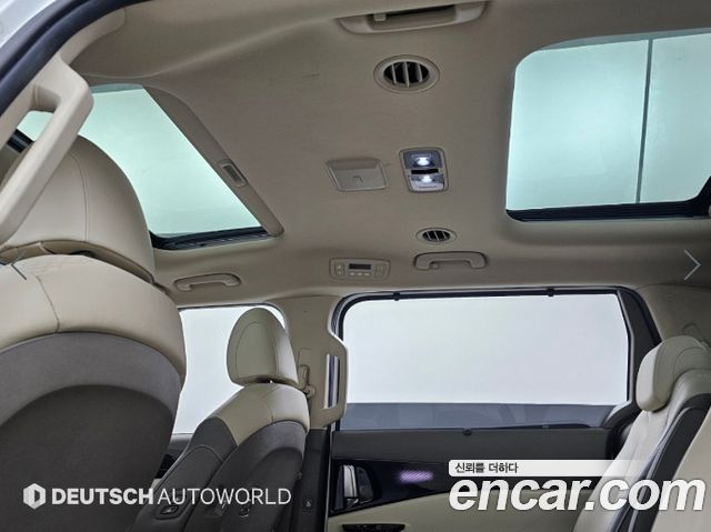 Kia Canival 2021 — photo 18