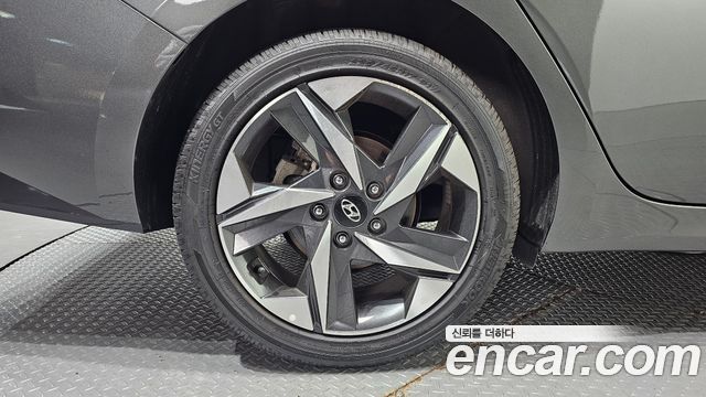 Hyundai AVANTE 2023 — photo 5