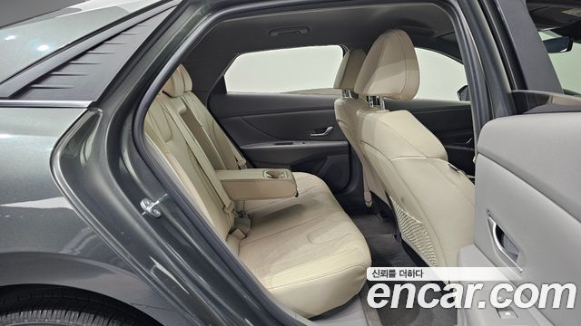 Hyundai AVANTE 2023 — photo 30