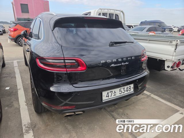 Porsche Macan 2015 — photo 7