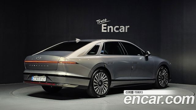 Hyundai Grandeur 2023 — photo 2