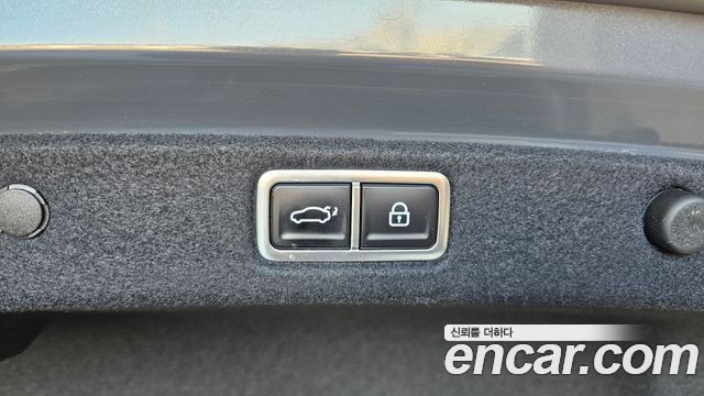 Hyundai Grandeur 2023 — photo 24