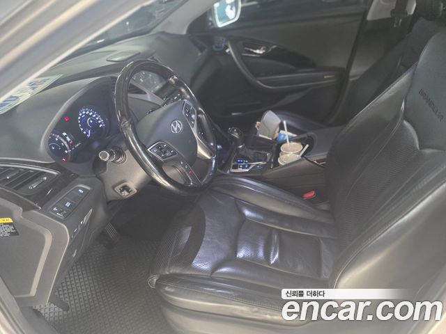 Hyundai Grandeur 2014 — photo 8