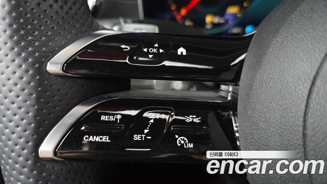 Mercedes-Benz E-Class 2022 — photo 23