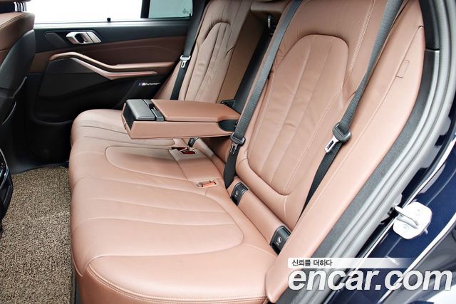 BMW X5 2021 — photo 10