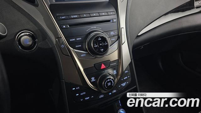Hyundai Grandeur 2014 — photo 29