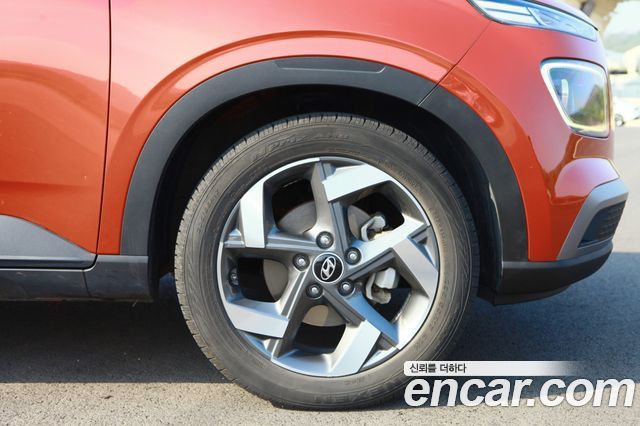 Hyundai Venue 2022 — photo 6