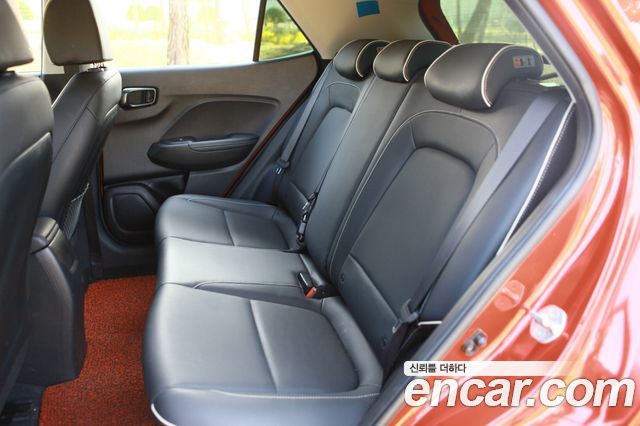 Hyundai Venue 2022 — photo 12