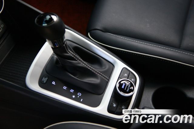 Hyundai Venue 2022 — photo 14