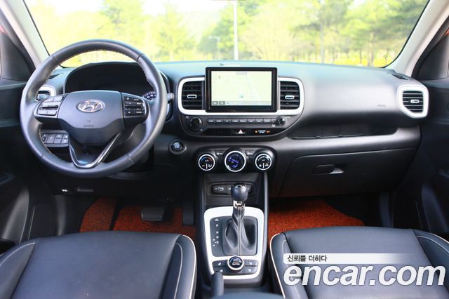 Hyundai Venue 2022 — photo 18