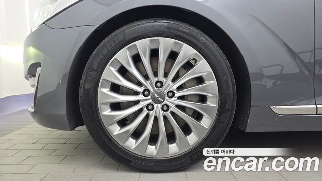 Genesis EQ900 2016 — photo 5