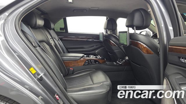Genesis EQ900 2016 — photo 12