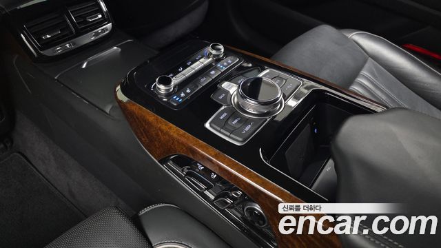 Genesis EQ900 2016 — photo 19
