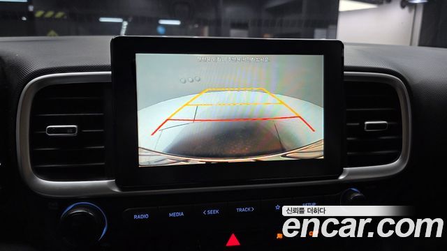 Hyundai Venue 2021 — photo 20
